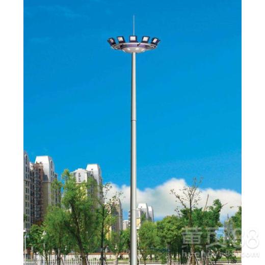 太阳能灯高杆灯 点亮夜空，赋能未来的绿色照明方案